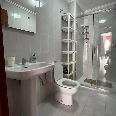Gallud Apartment *